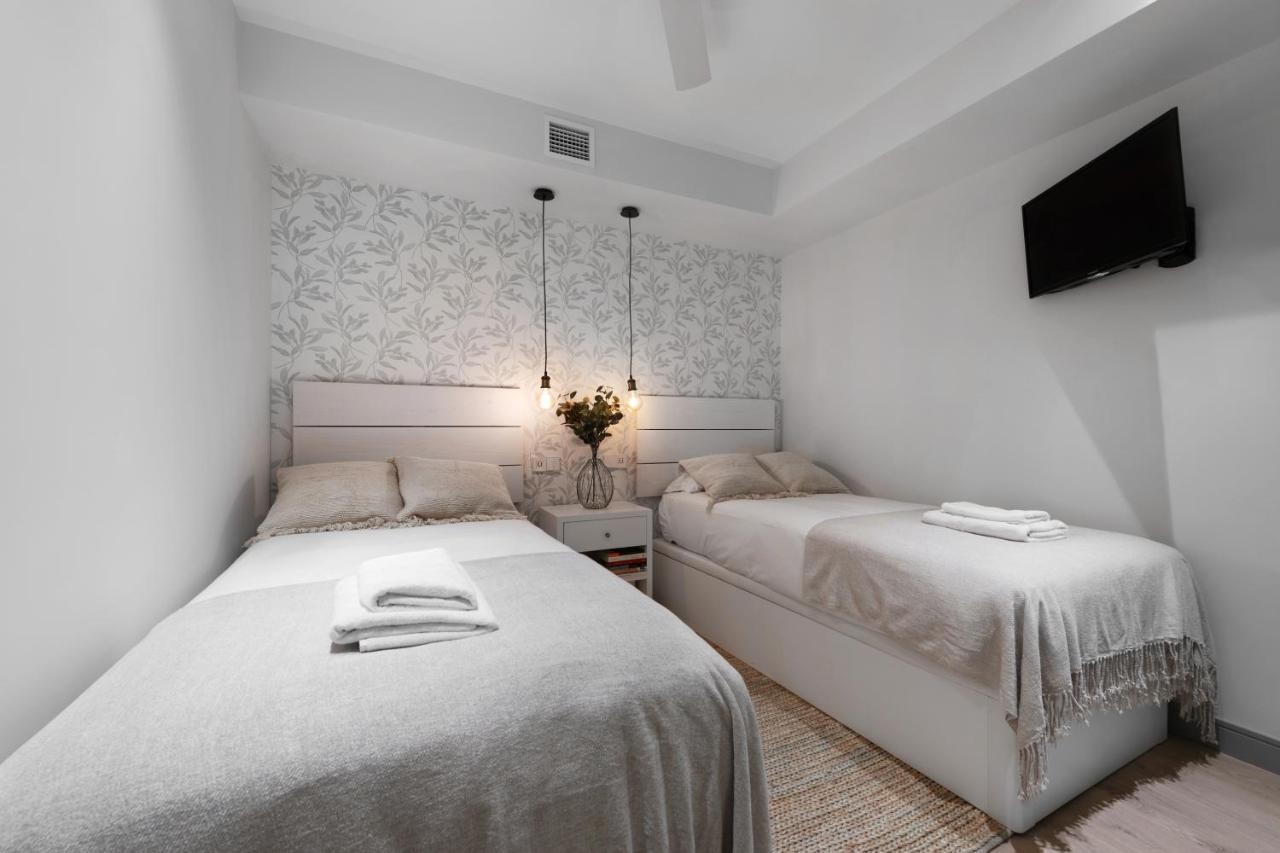 2 Bedrooms 1 Bathroom Furnished - Justicia - Executive Style - Mintystay Madrid Eksteriør billede
